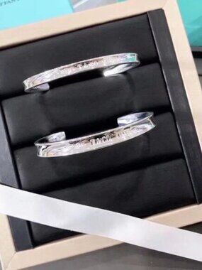 Tiffany & Co. classic 1837 bracelet One for women